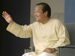 Prem Rawat speaking at a recent event